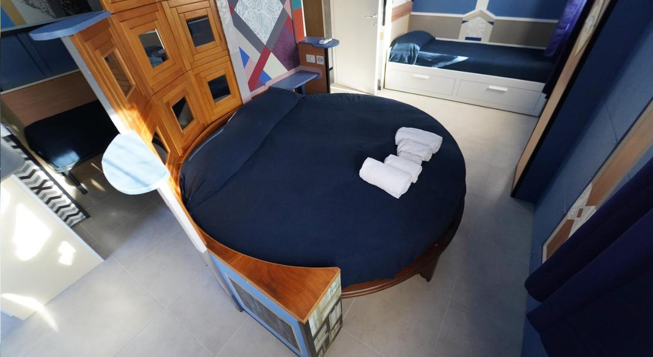 Residence Solaride Apartments, Free Private Parking With Videosurvelliance And Shuttle Service Salerno Exterior foto