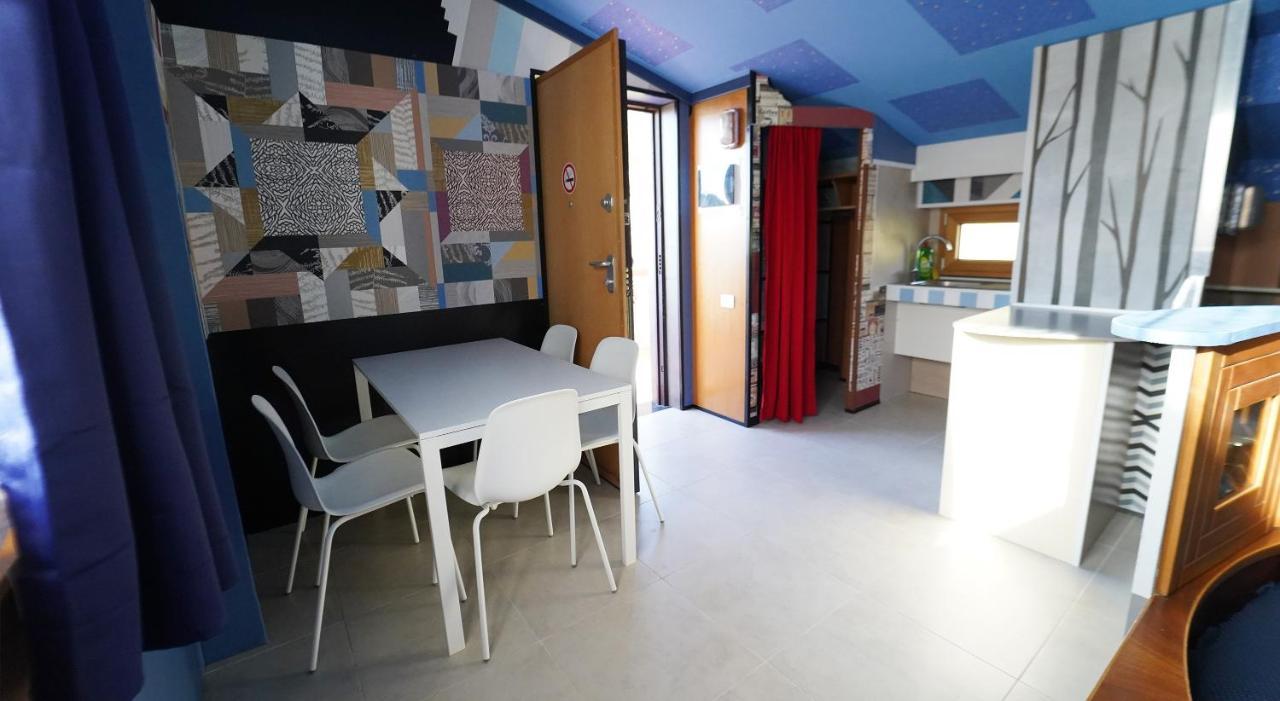 Residence Solaride Apartments, Free Private Parking With Videosurvelliance And Shuttle Service Salerno Exterior foto